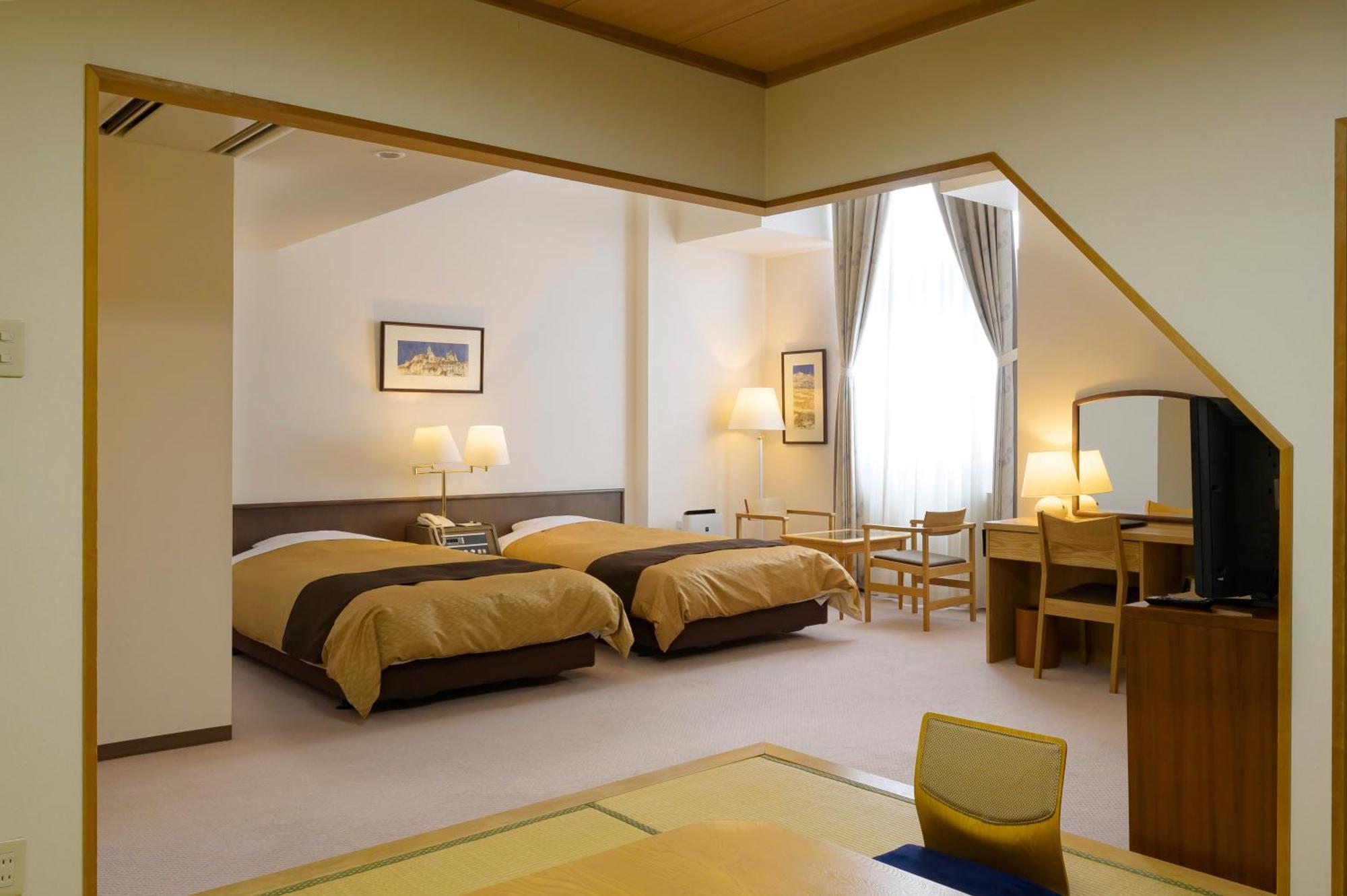 Hotel Edel Warme Nakafurano